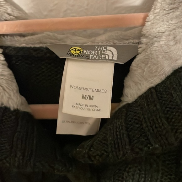 The North Face Knit Jacket - Picture 3 of 5